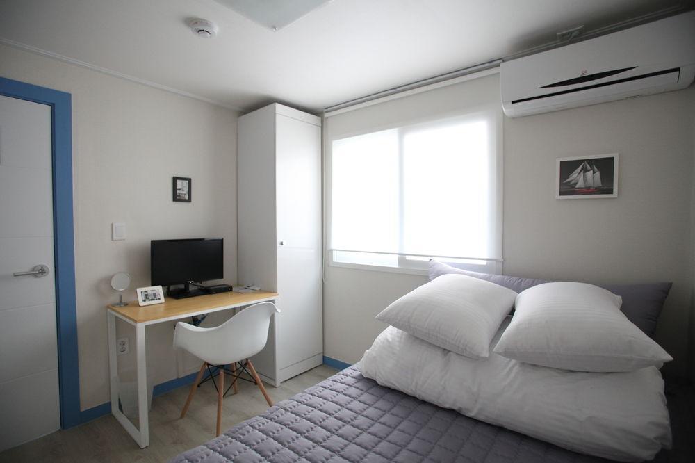 24 Guesthouse Hongdae 2* Seoul